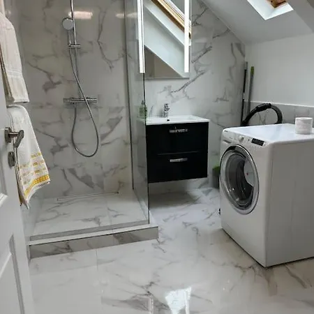 公寓 Cozy In Center *